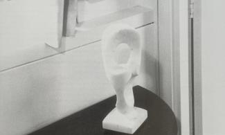 A marble sculpture by Kenji Umeda on a side table in the Kettle's Yard house.