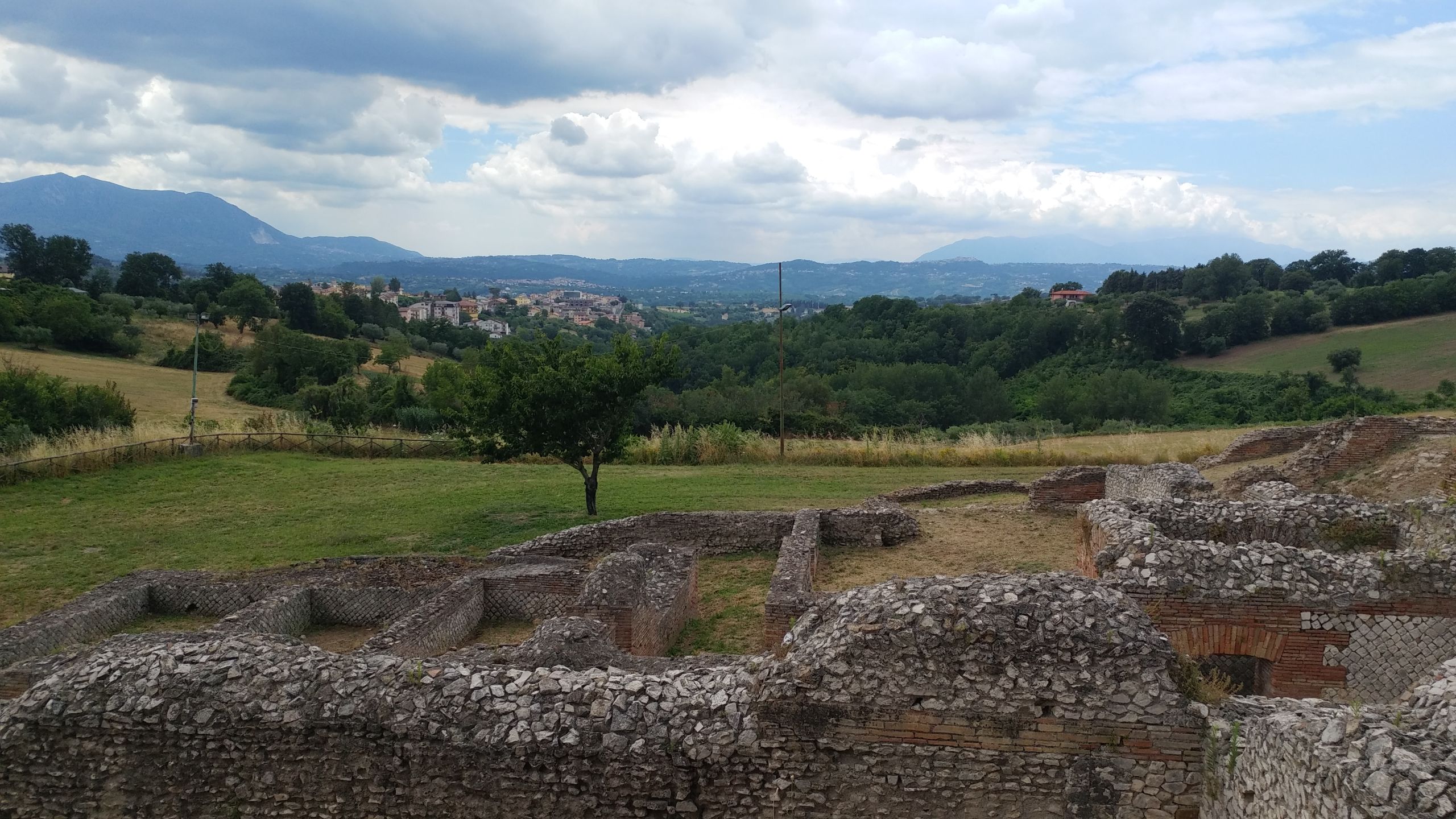 A photograph of what remains of the Bath Complex at Aeclanum.